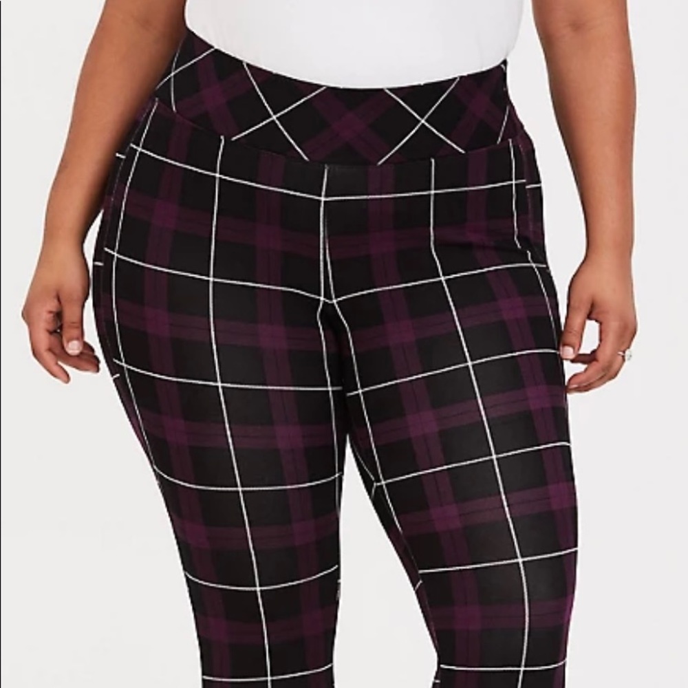 EUC Torrid Purple Plaid Ponte Stretch Pixie Pant Size 1T